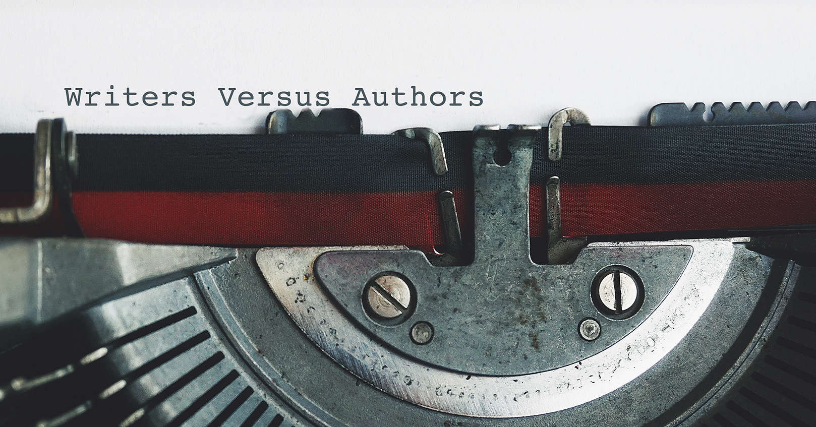 writer vs author: what's the difference and which are you